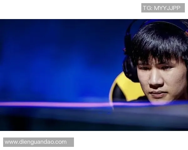 颜值与实力兼备的足球球星头像精选集 球场上的帅气风采与个人魅力展现